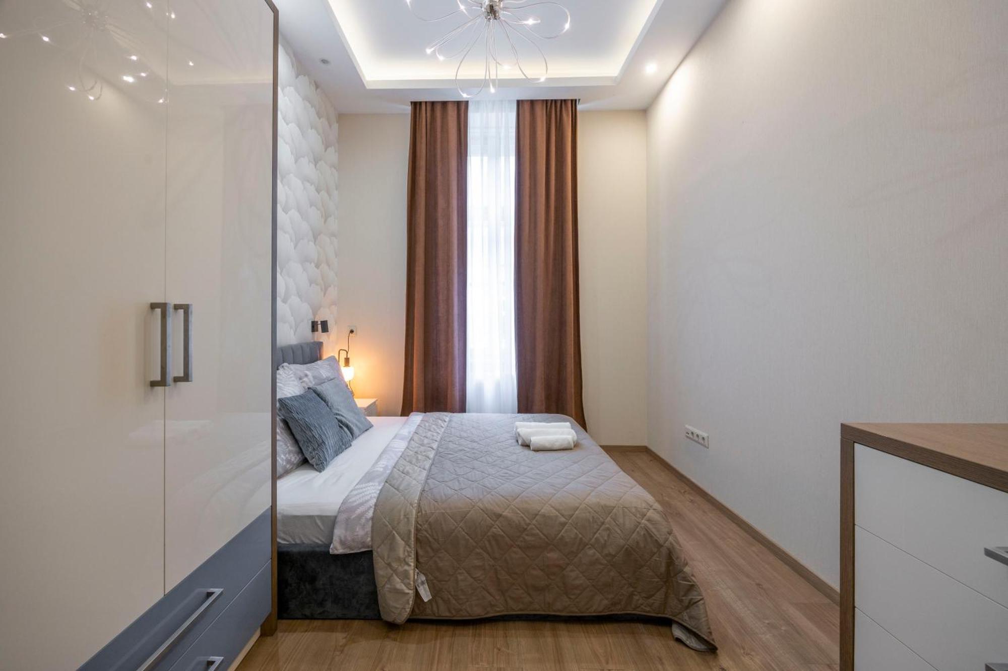 Apartament Exclusive N' Grand Center With 5 Bedrms